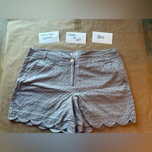 Crown & Ivy Light Gray Scalloped High Waist Shorts